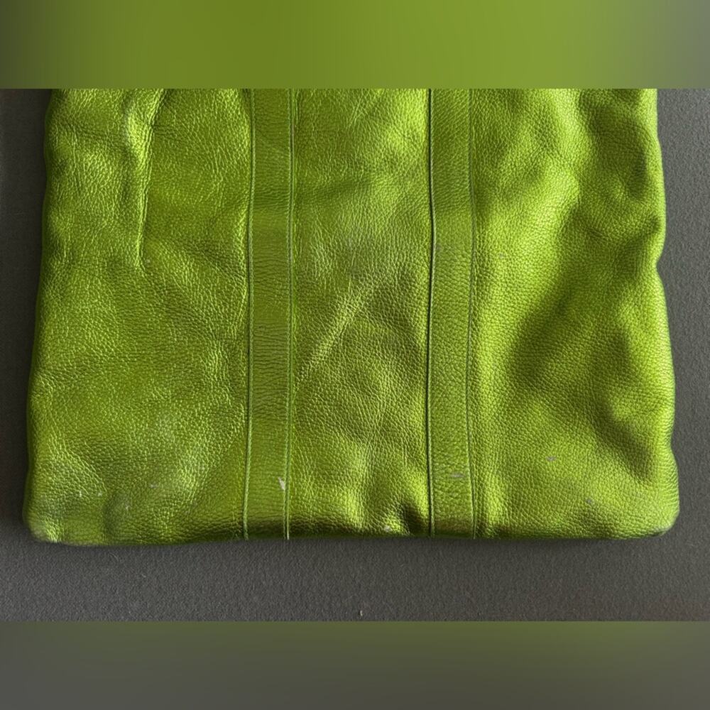 Burberry Prorsum Metallic Green Leather Tote Bag - Picture 3 of 16